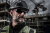 Okulary ochronne ciemne Milwaukee 4932471882 5.png
