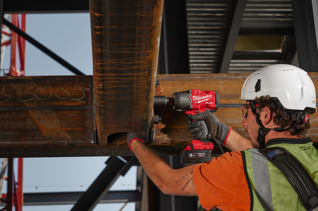 Milwaukee M18 FHIW  4.png