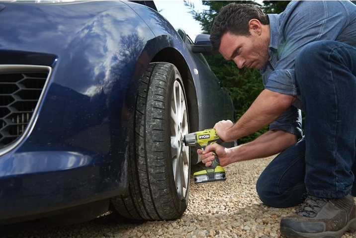 Ryobi Klucz udar R18 1.png