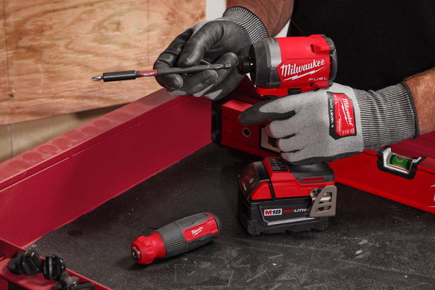 Milwaukee 4932498174 3.png