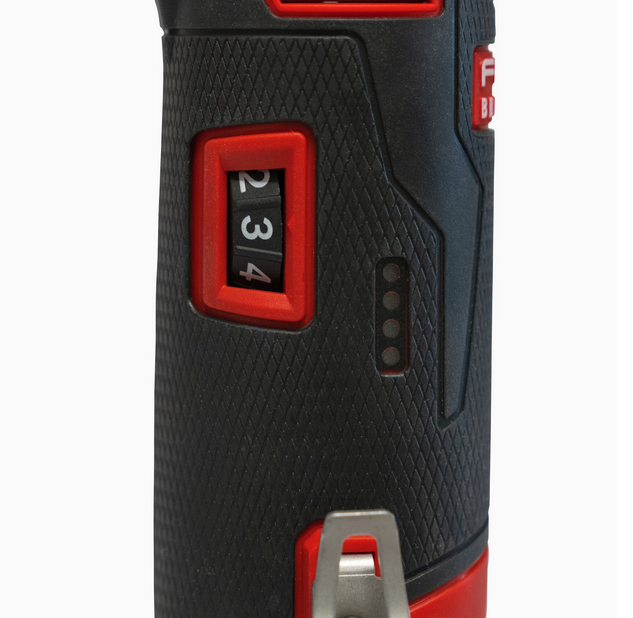 Milwaukee Nożyce do blachy M12 4.png