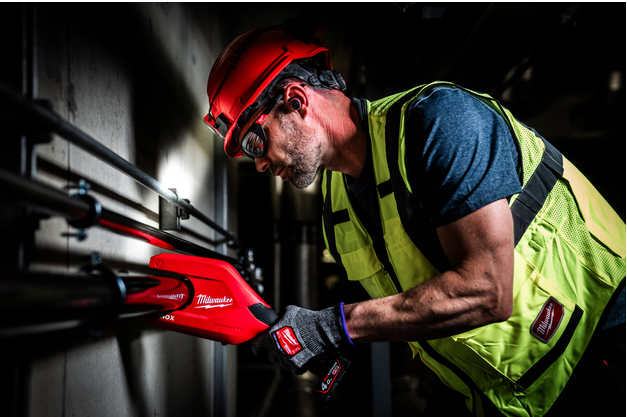 Milwaukee Raptor XL 6.png